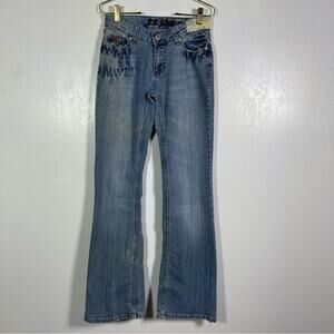 B.B. Jeans, Flare Jeans. Leather details on the pockets. Size 7/8.